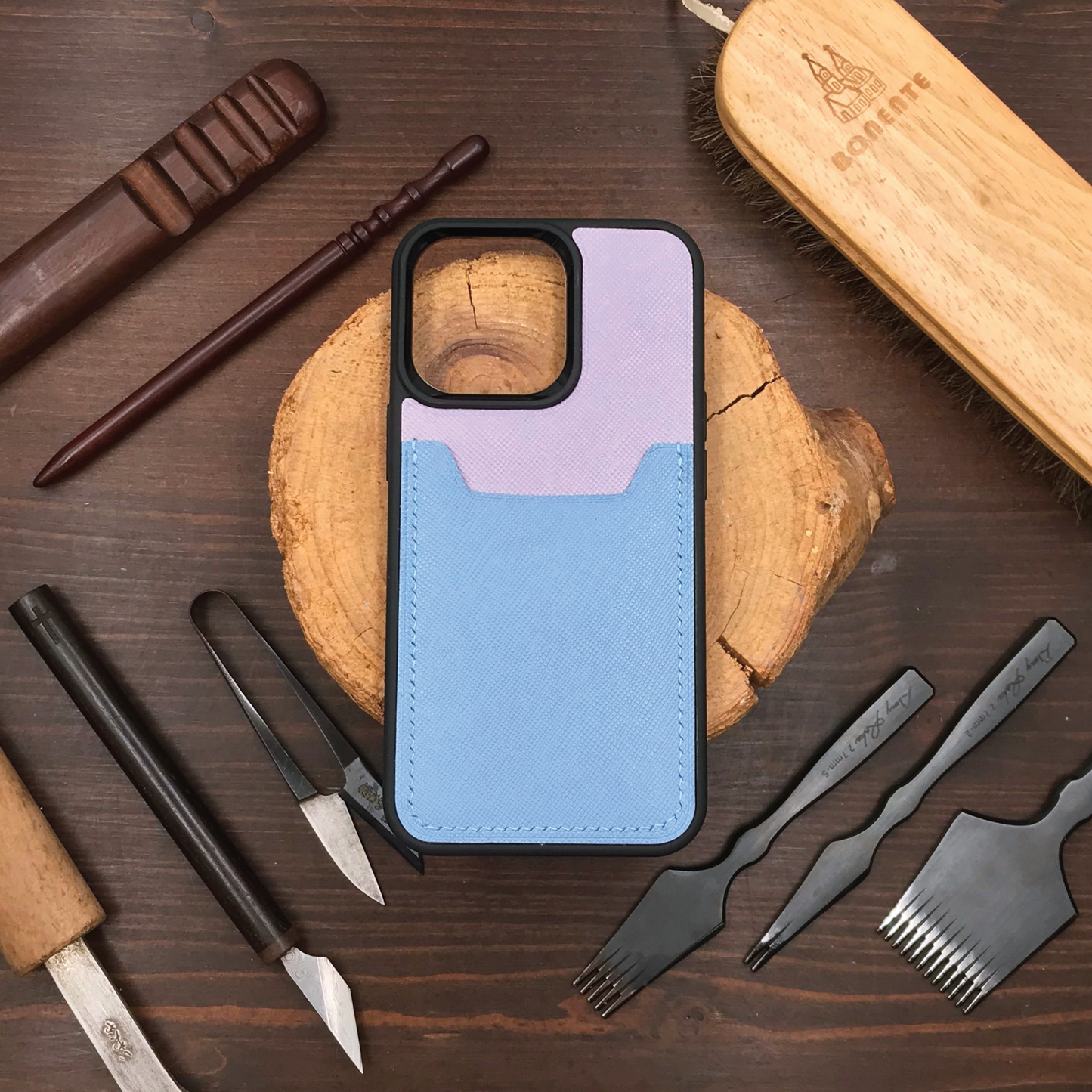 Saffiano Leather | Card Slot iPhone Case | 十字紋牛皮系列 | 卡位手機殼