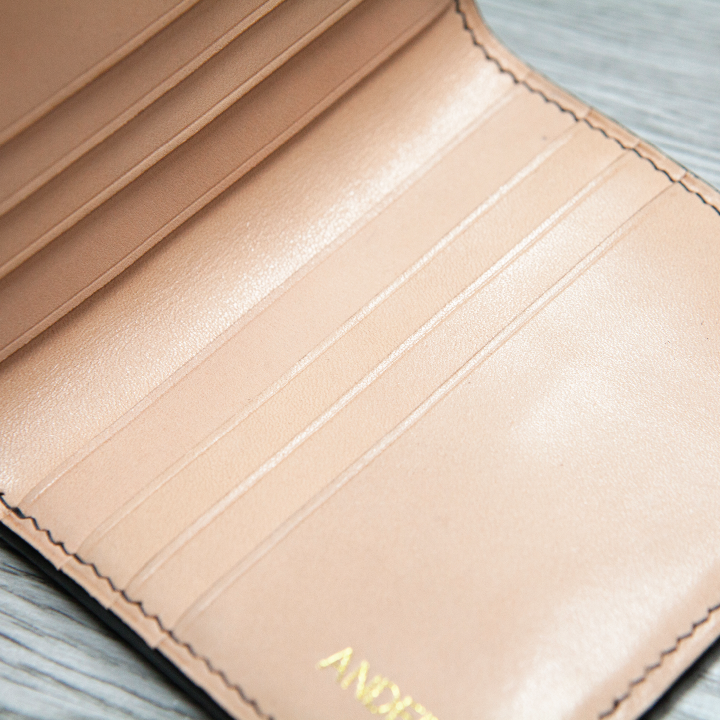 栃木牛皮系列 | 兩摺短錢包 | 卡位、相位款式