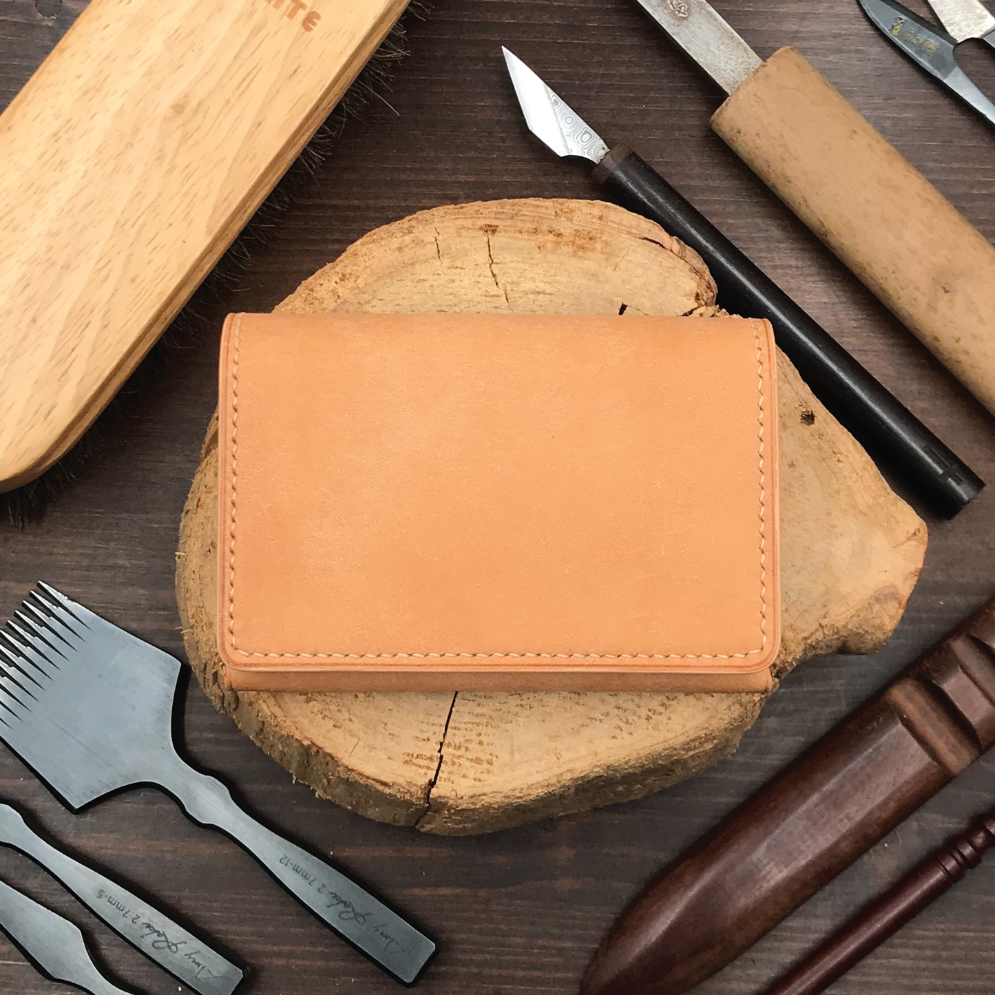 Pueblo Leather | Magnetic Snap Business Name Card Case | 磨砂牛皮系列 | 磁扣開關卡片盒