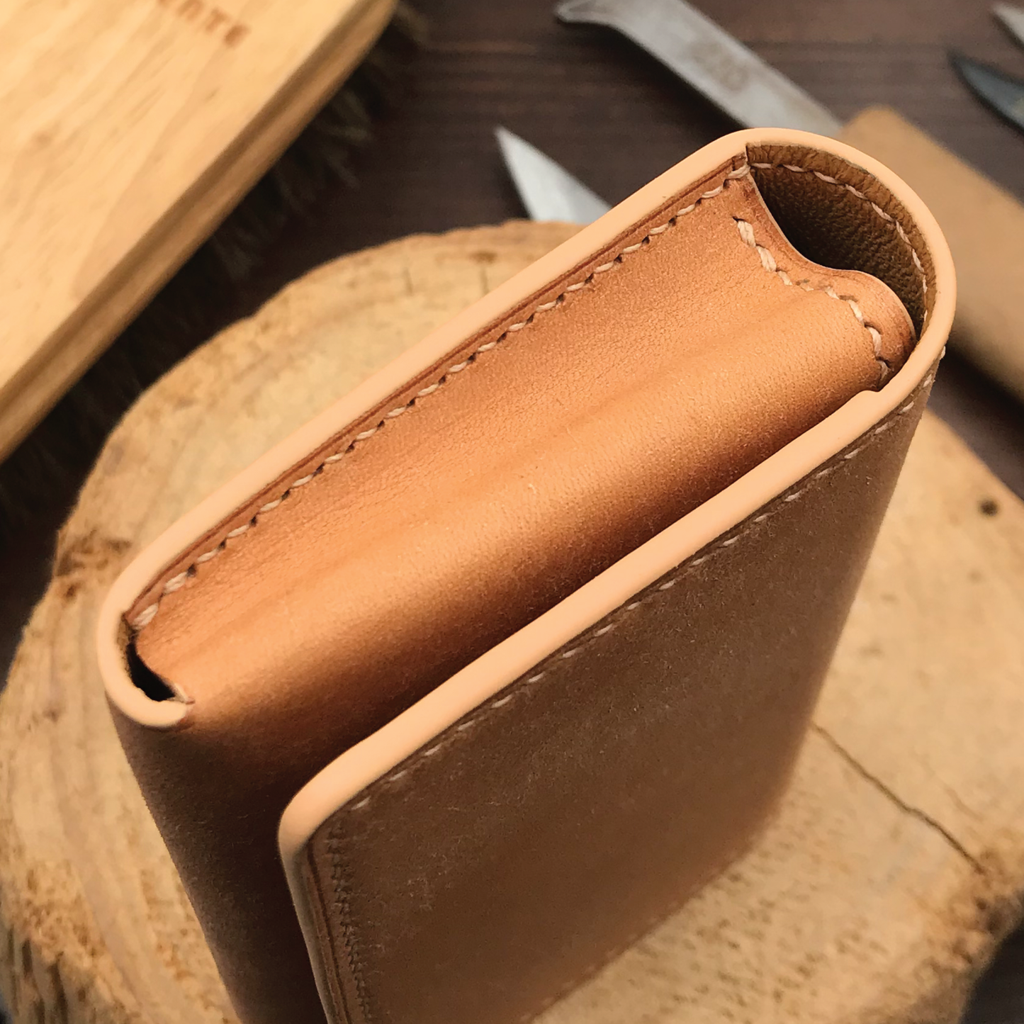 Pueblo Leather | Magnetic Snap Business Name Card Case | 磨砂牛皮系列 | 磁扣開關卡片盒
