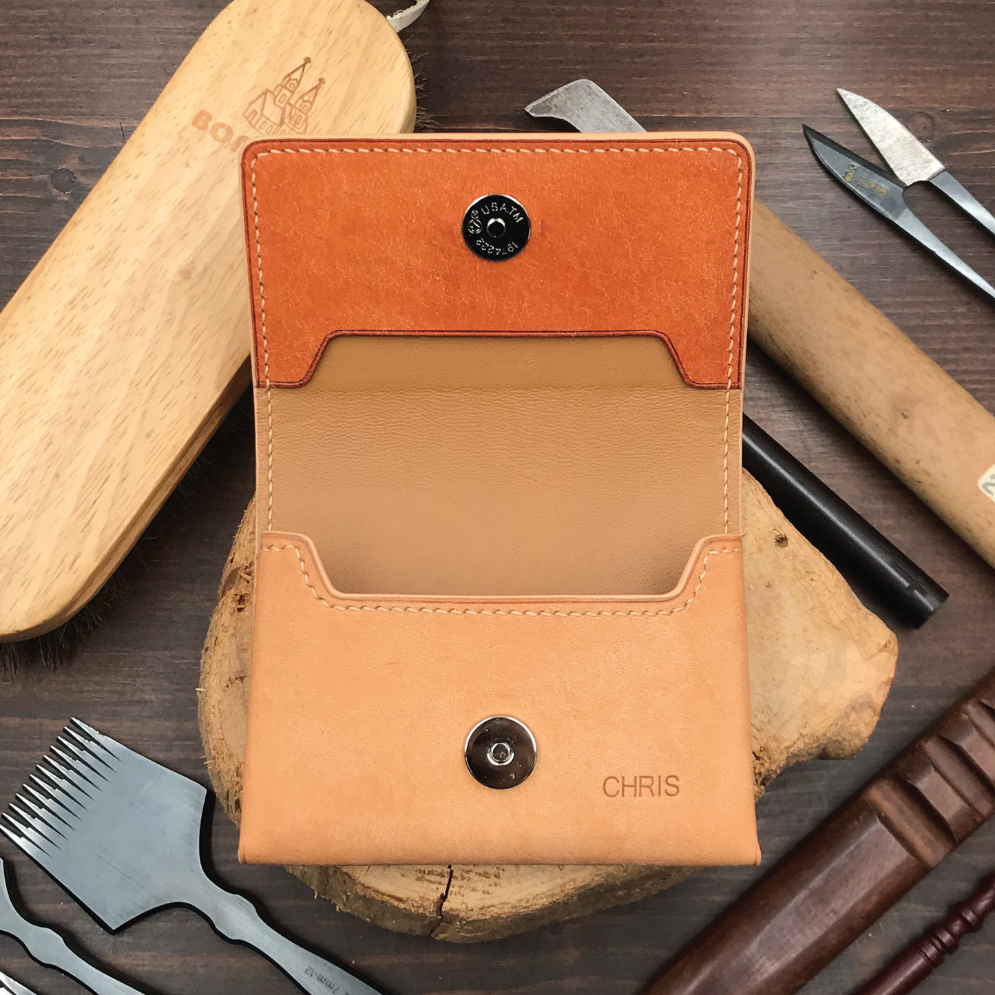 Pueblo Leather | Magnetic Snap Business Name Card Case | 磨砂牛皮系列 | 磁扣開關卡片盒