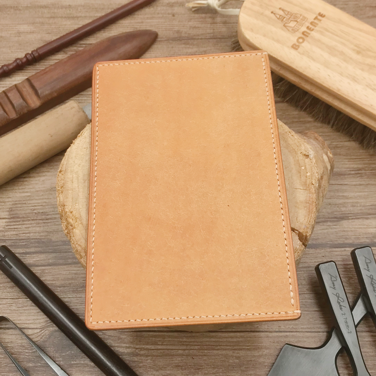 Pueblo Leather | Simple Passport Holder | 磨砂牛皮系列 | 簡約護照套