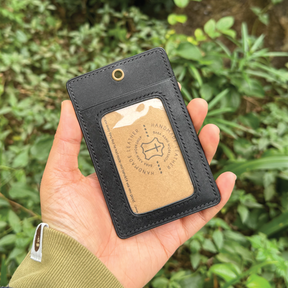 Pueblo Leather | ID Cardholder with Lanyard | 2 Photo Slots | 磨砂牛皮系列 | 掛頸職員卡套 | 兩相格款式