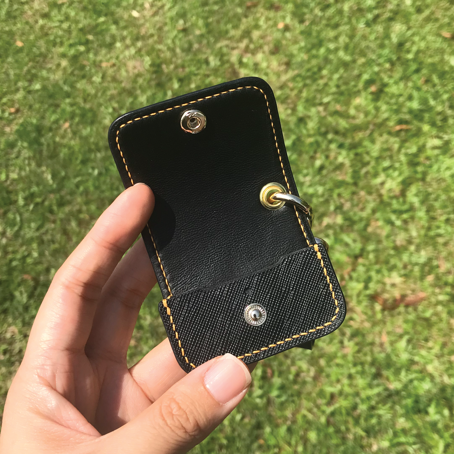 Saffiano Leather | Airpod Case | 十字紋牛皮系列 | 蘋果耳機保護套