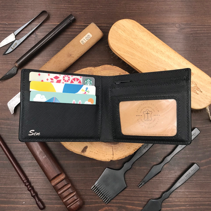 Saffiano Leather | Bifold Short Wallet | Zipper Slot Design | 十字紋牛皮系列 | 兩摺短銀包 | 拉鏈包款式