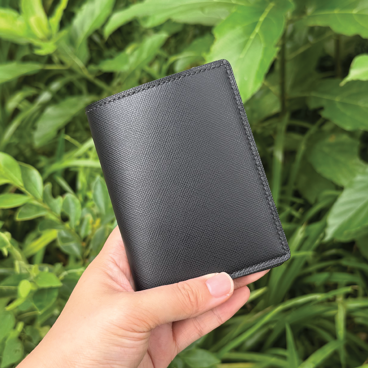Saffiano Leather | Bifold Medium Wallet | Card Slot, Photo Slot | 十字紋牛皮系列 | 兩摺中銀包 | 卡位，相位款式