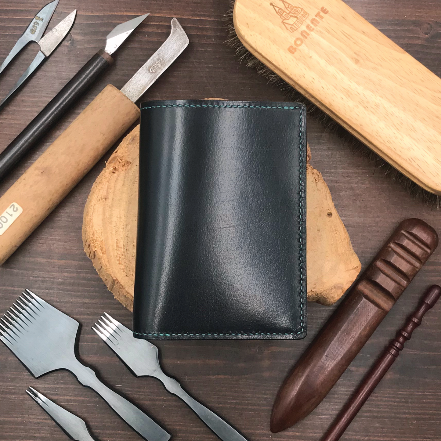 Calf Leather | Bifold Medium Wallet | Card Slot, Photo Slot | 小牛皮系列 | 兩摺中銀包 | 卡位，相位款式