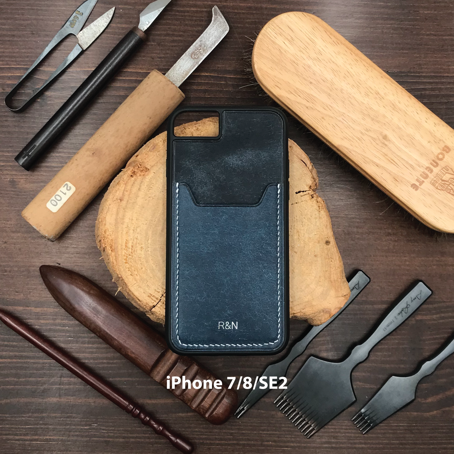 Pueblo Leather | Card Slot iPhone Case | 磨砂牛皮系列 | 卡位手機殼