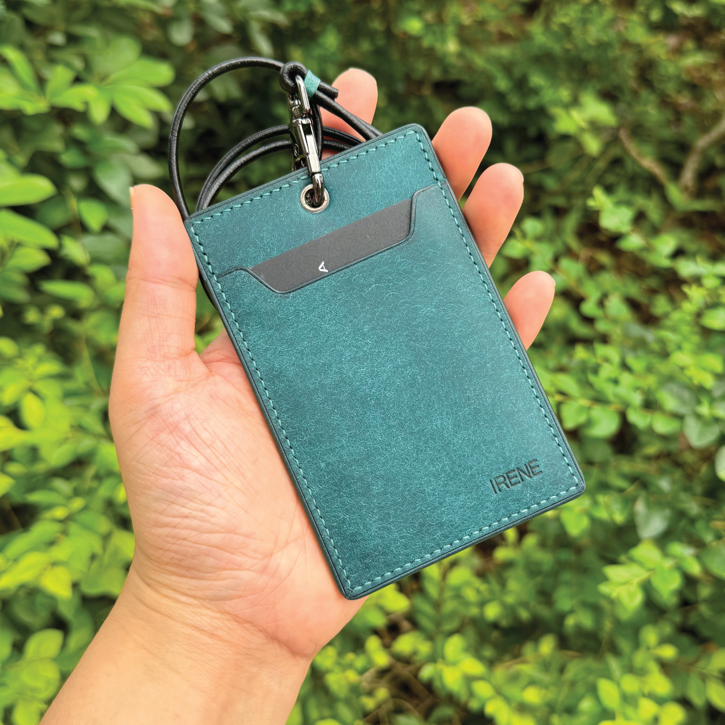 Pueblo Leather | ID Cardholder with Lanyard | Vertical, Horizontal Style | 磨砂牛皮系列 | 掛頸職員卡套 | 直款橫款