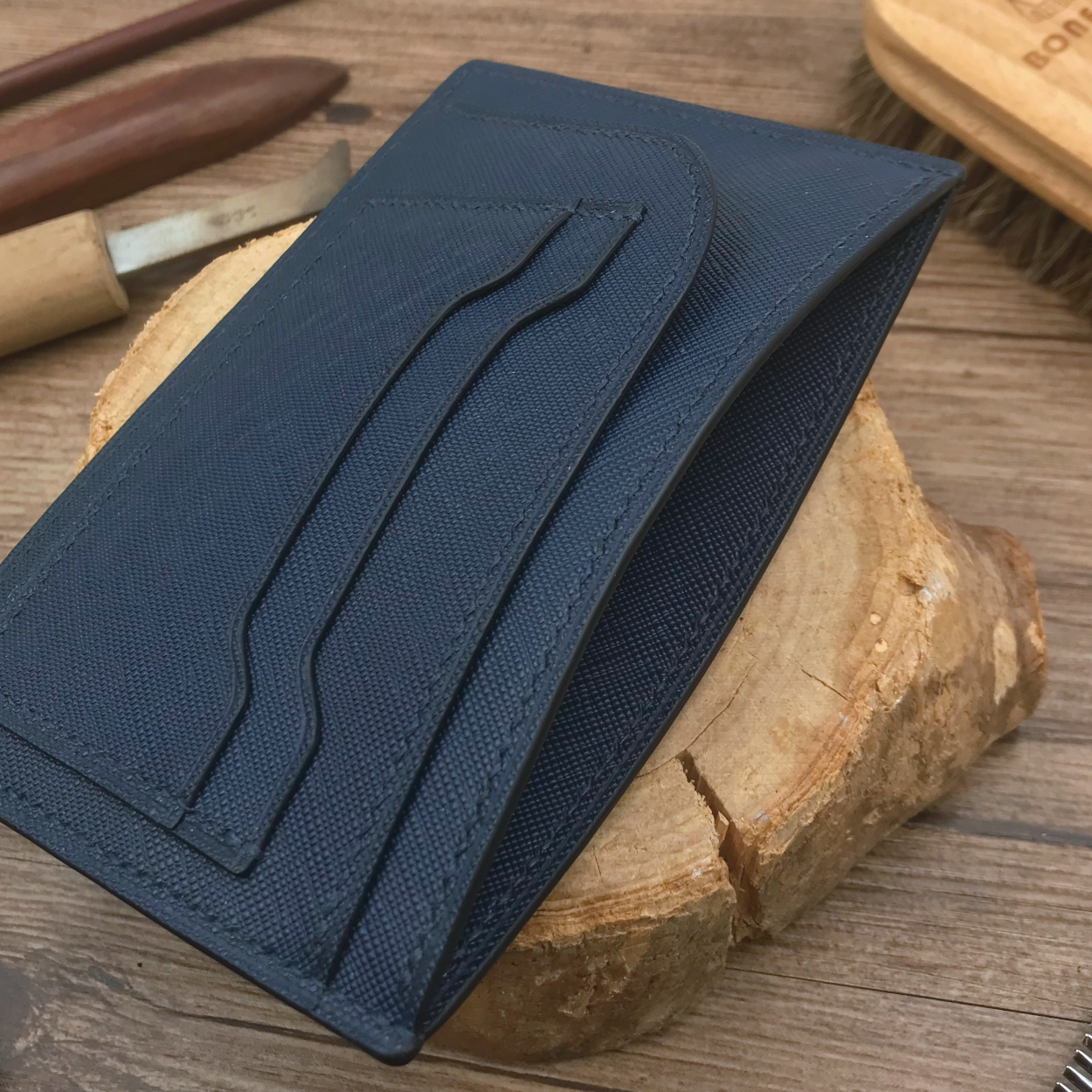 Saffiano Leather | Simple Passport Holder | 十字紋牛皮系列 | 簡約護照套