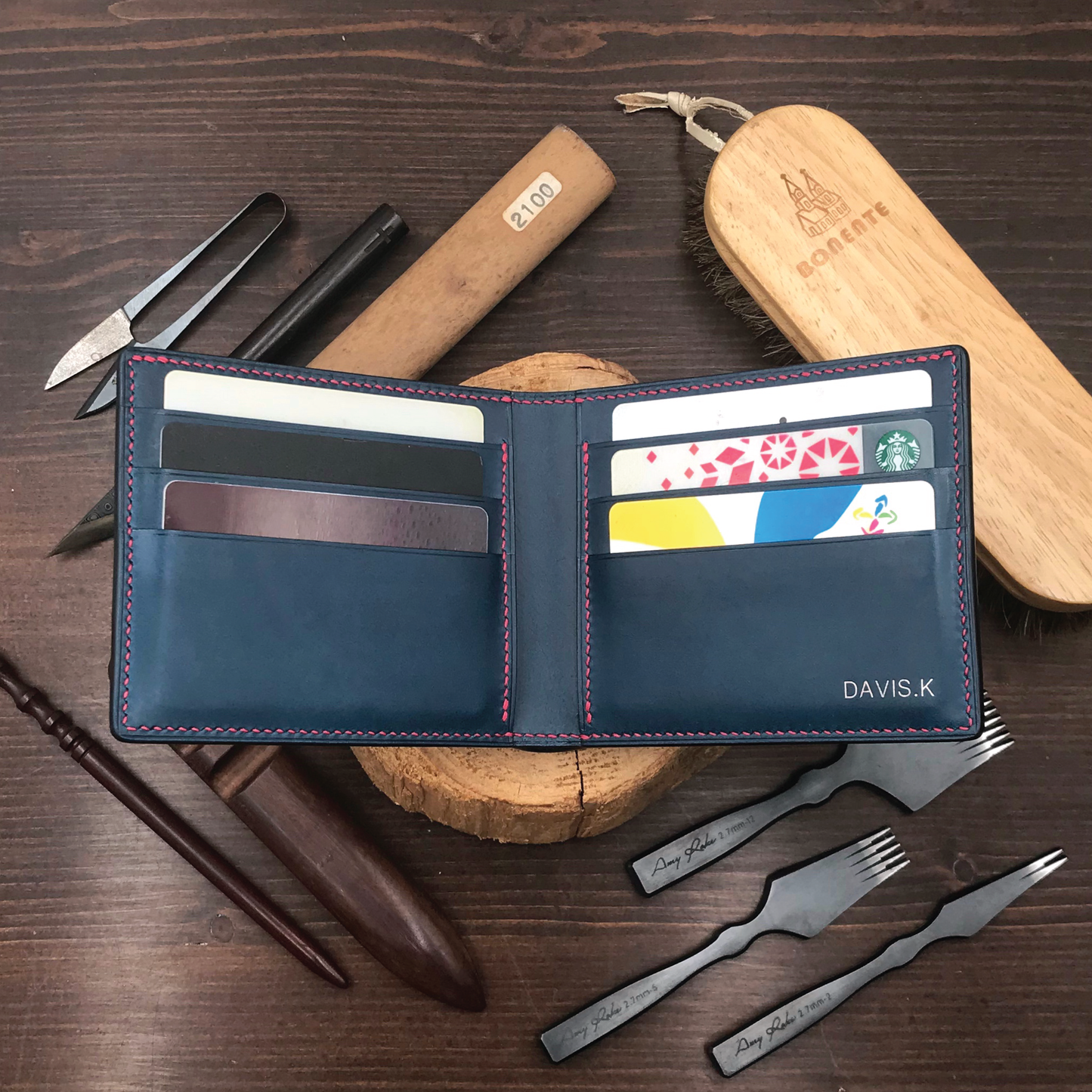 Buttero Leather | Bifold Short Wallet | Card Slot, Photo Slot | 植鞣牛皮系列 | 兩摺短銀包 | 卡位，相位款式
