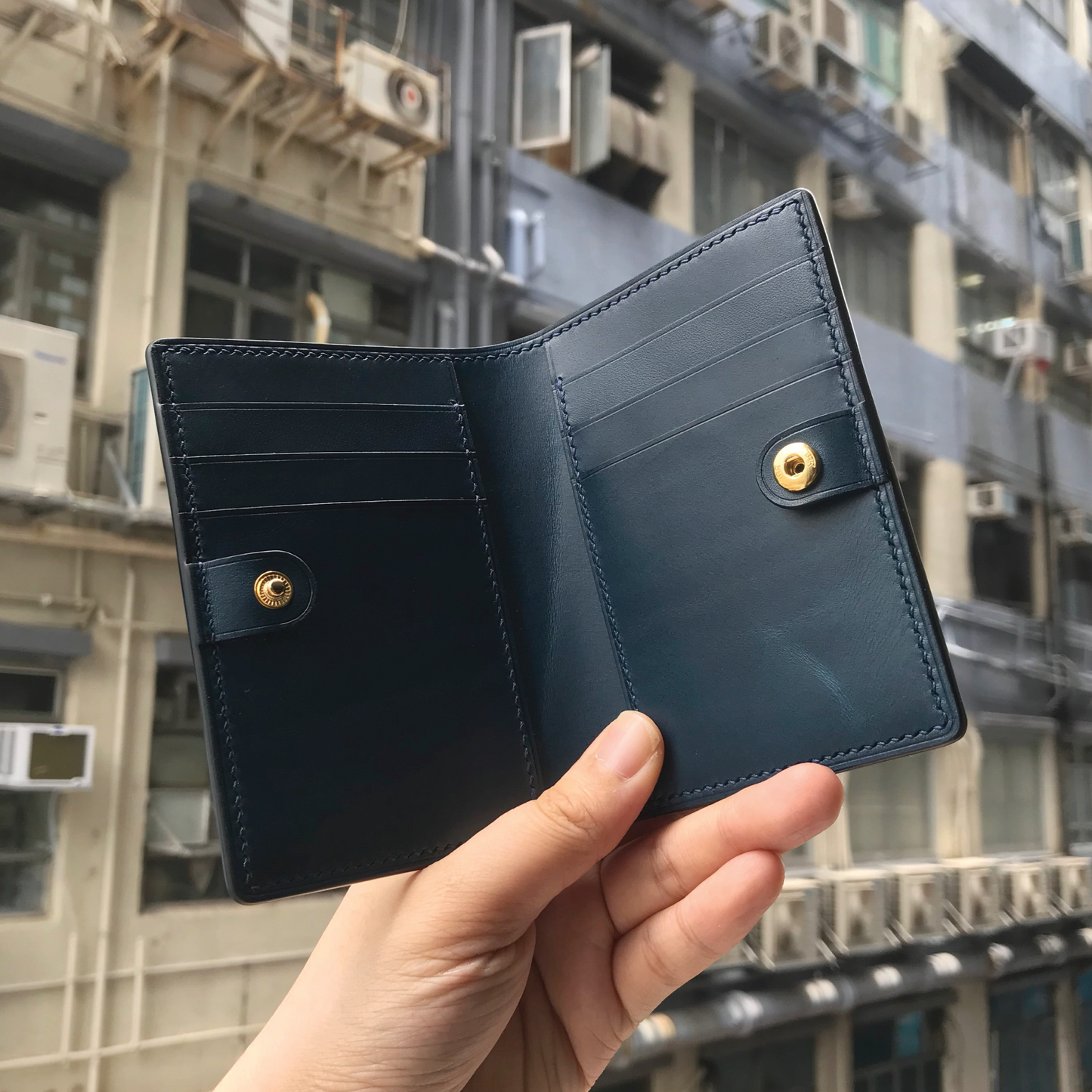 Buttero Leather | Bifold Medium Wallet | Card Slot, Photo Slot | 植鞣牛皮系列 | 兩摺中銀包 | 卡位，相位款式