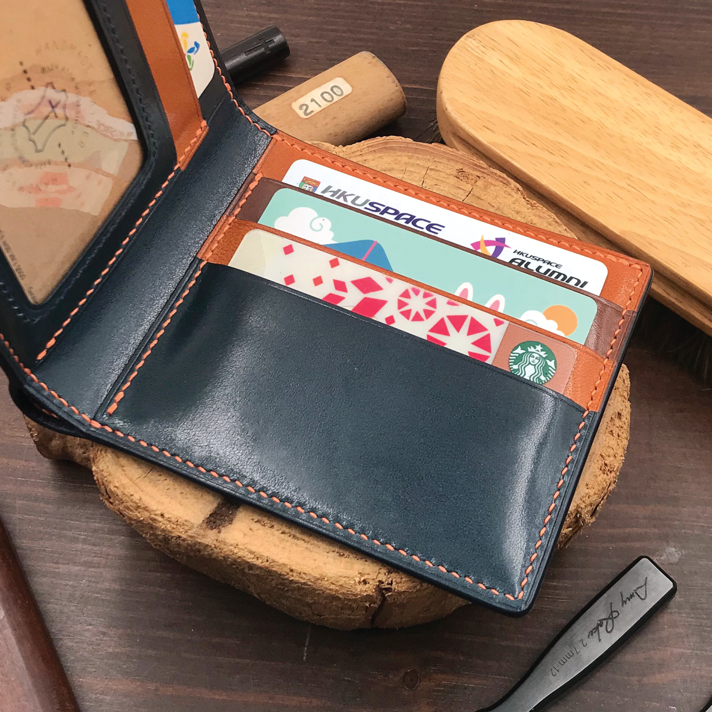 Tochigi Leather | Bifold Short Wallet | Card Slot, Photo Slot | 栃木牛皮系列 | 兩摺短銀包 | 卡位，相位款式