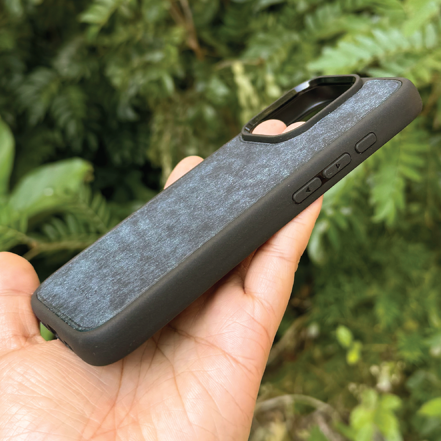 Pueblo Leather | MagSafe Compatible iPhone Case | 磨砂牛皮系列 | 磁吸手機殼