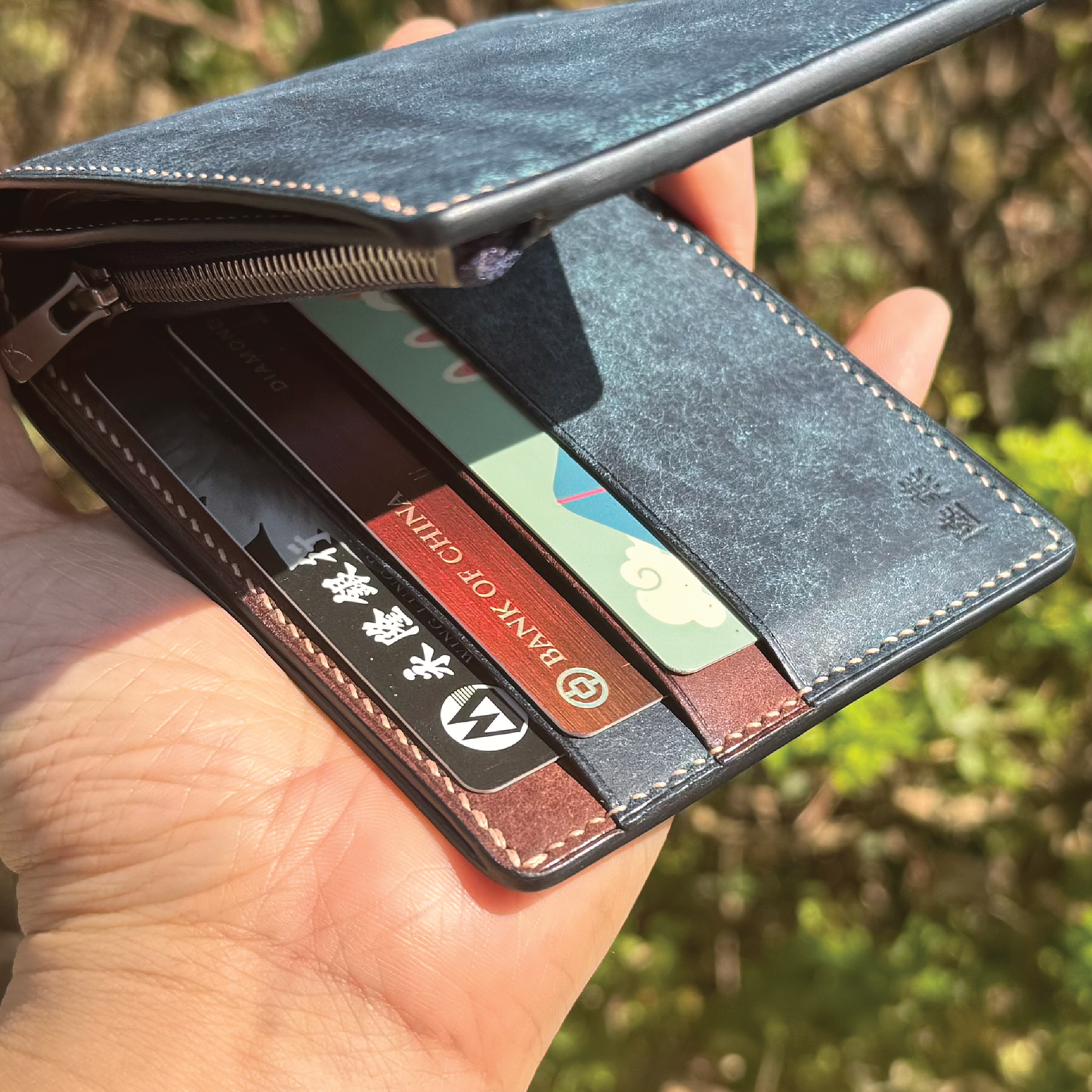Pueblo Leather | Bifold Short Wallet | Zipper Slot Design | 磨砂牛皮系列 | 兩摺短銀包 | 拉鏈包款式