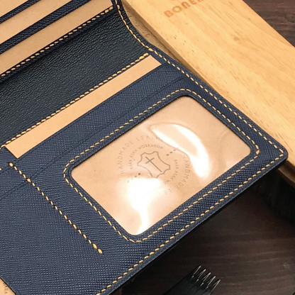 十字紋牛皮系列 | 兩摺長銀包 | 卡位，相位款式