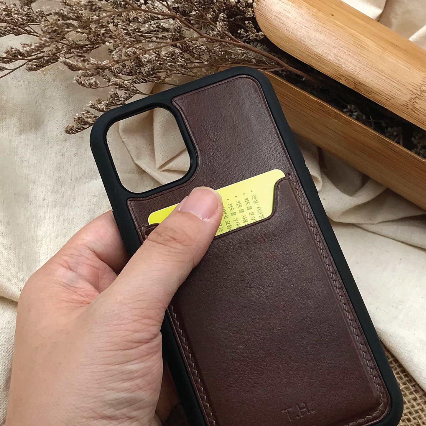 Calf Leather | Card Slot iPhone Case | 小牛皮系列 | 卡位手機殼