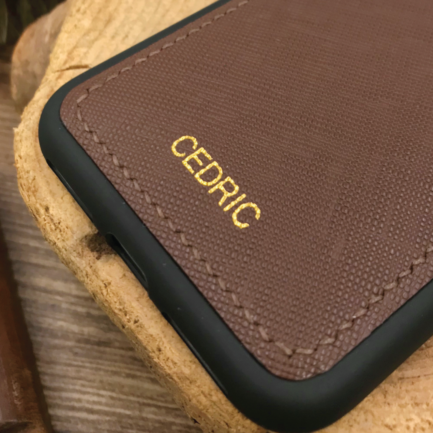 Saffiano Leather | Card Slot iPhone Case | 十字紋牛皮系列 | 卡位手機殼