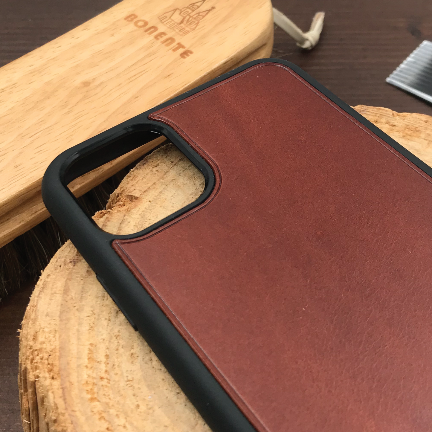 Buttero Leather | MagSafe Compatible iPhone Case | 植鞣牛皮系列 | 磁吸手機殼