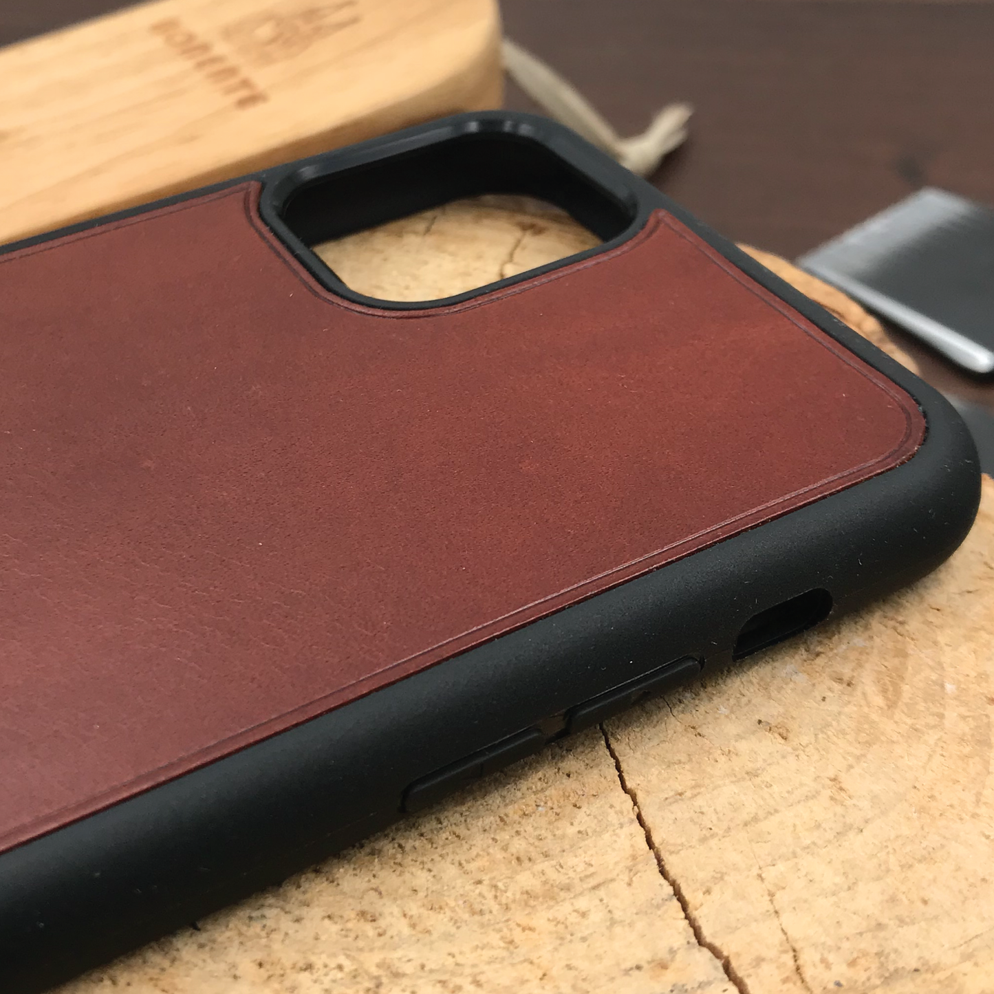 Buttero Leather | MagSafe Compatible iPhone Case | 植鞣牛皮系列 | 磁吸手機殼