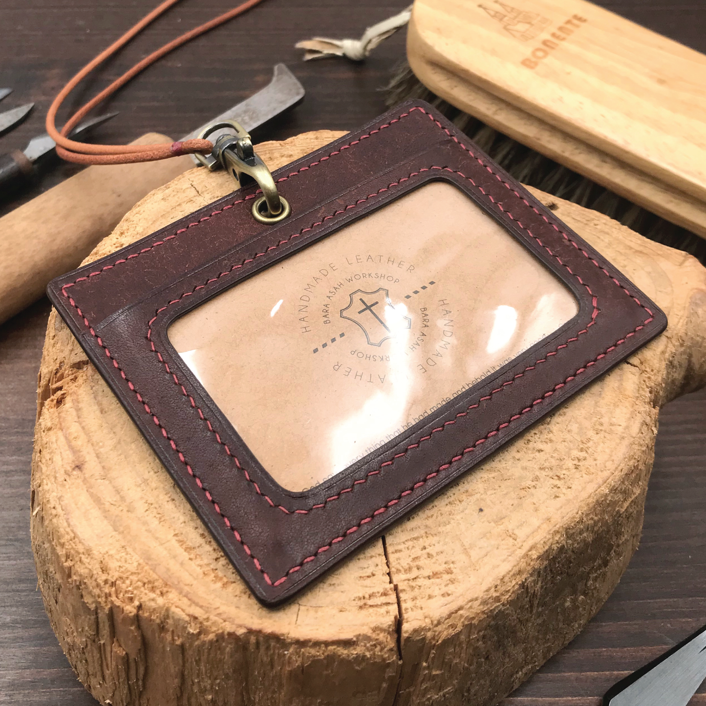 Pueblo Leather | ID Cardholder with Lanyard | Vertical, Horizontal Style | 磨砂牛皮系列 | 掛頸職員卡套 | 直款橫款