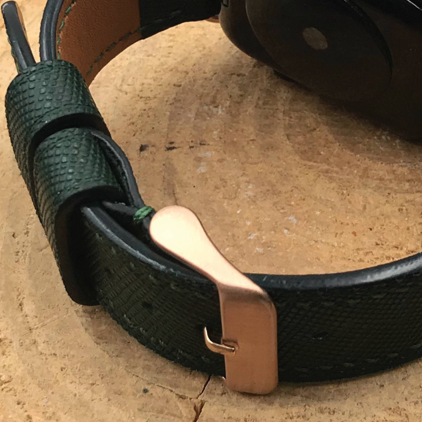 Saffiano Leather | Lightweight Apple Watch Strap | 十字紋牛皮系列 | 輕盈款iWatch錶帶