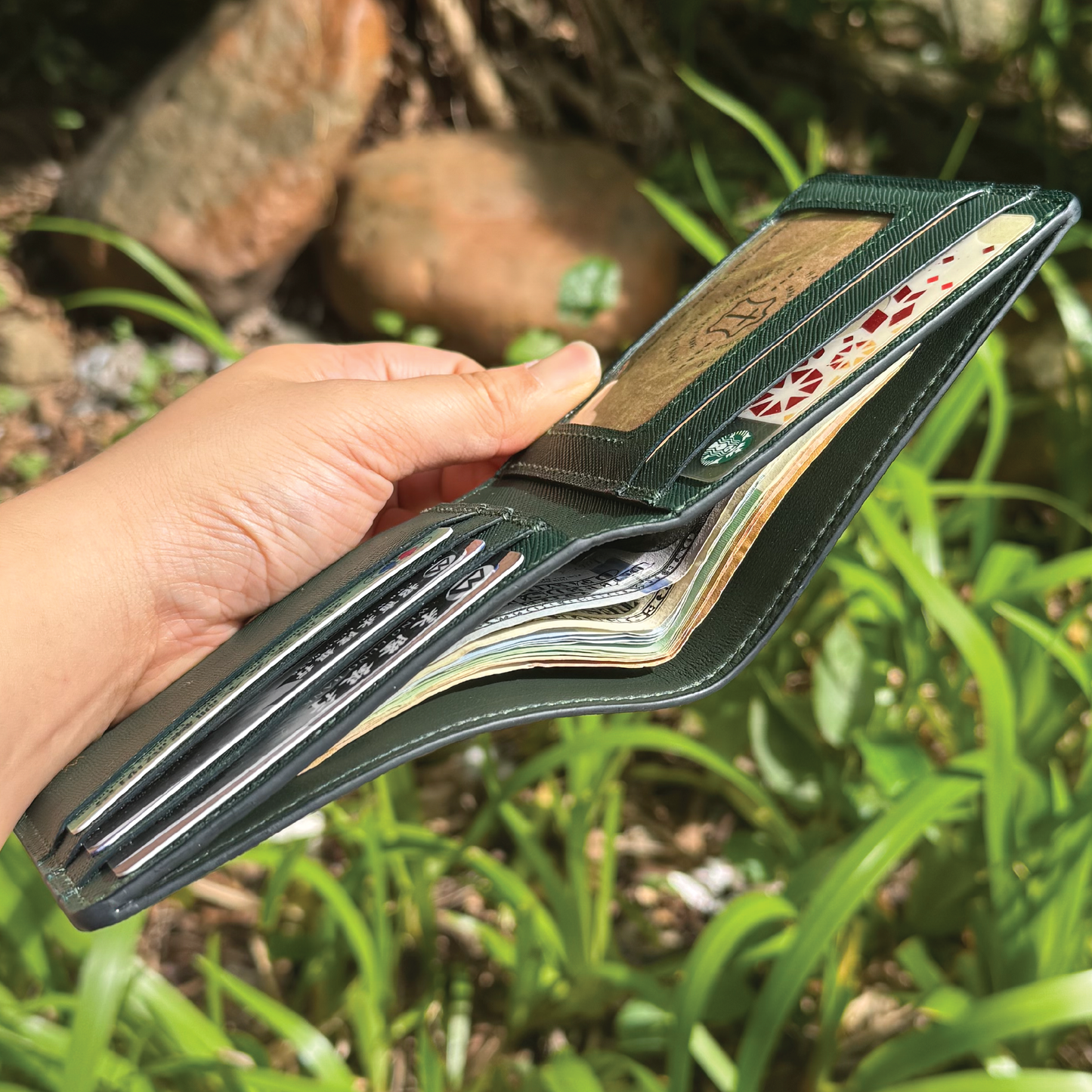 Saffiano Leather | Bifold Short Wallet | Card Slot, Photo Slot | 十字紋牛皮系列 | 兩摺短銀包 | 卡位，相位款式