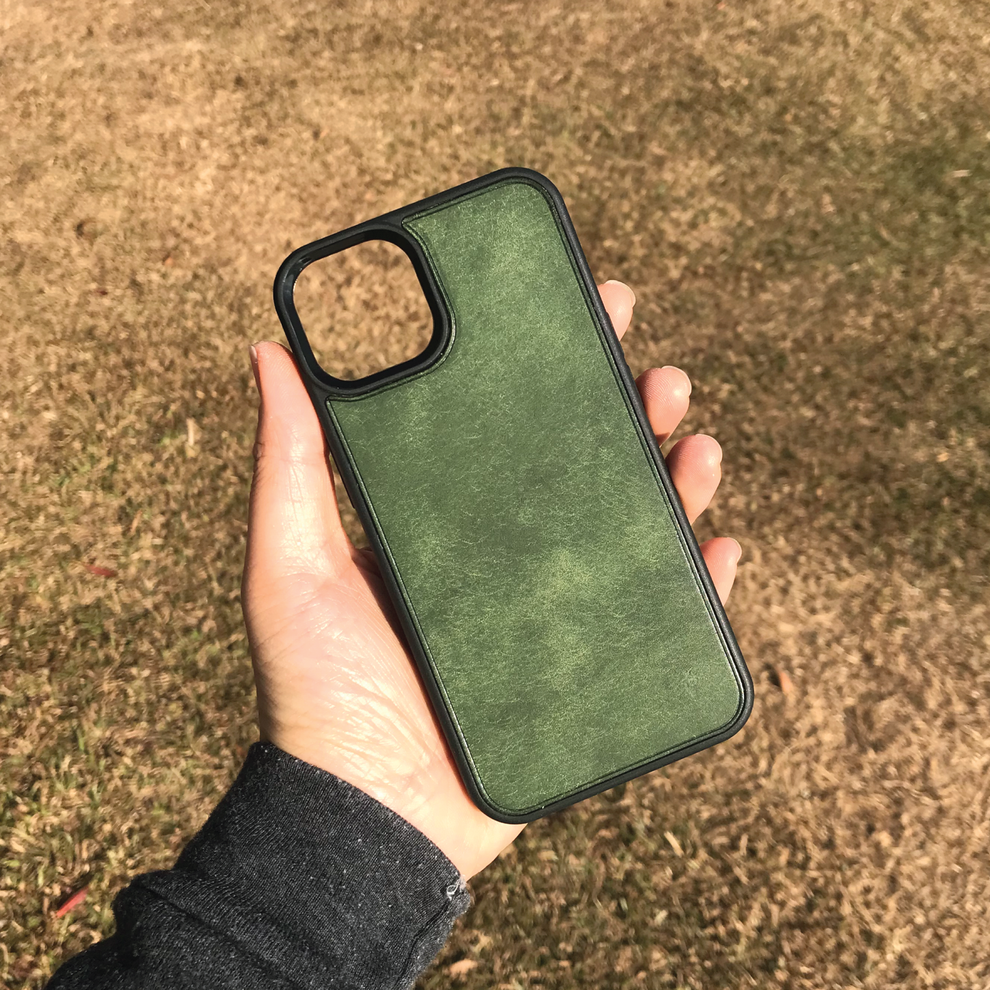 Pueblo Leather | MagSafe Compatible iPhone Case | 磨砂牛皮系列 | 磁吸手機殼