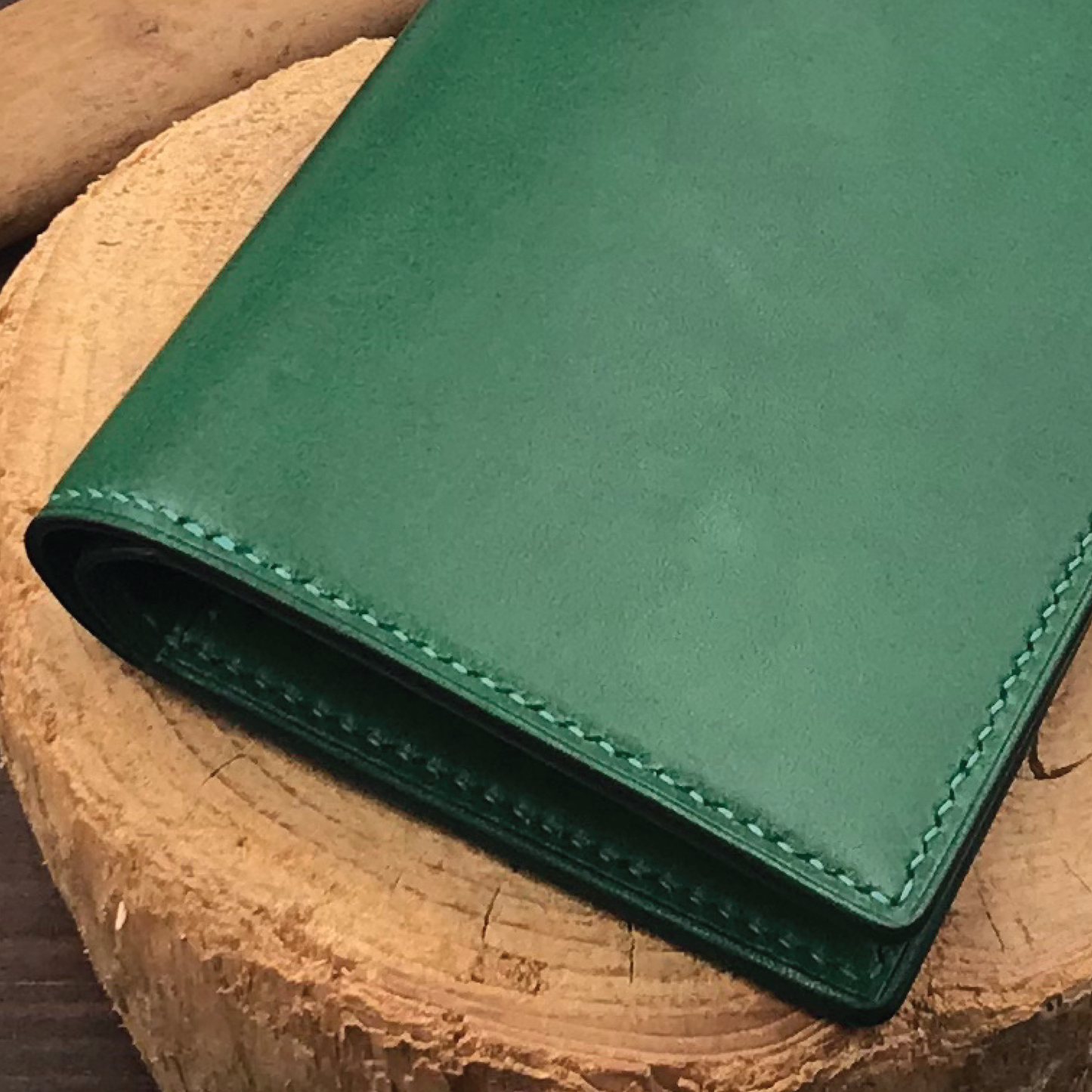 Buttero Leather | Bifold Medium Wallet | Card Slot, Photo Slot | 植鞣牛皮系列 | 兩摺中銀包 | 卡位，相位款式