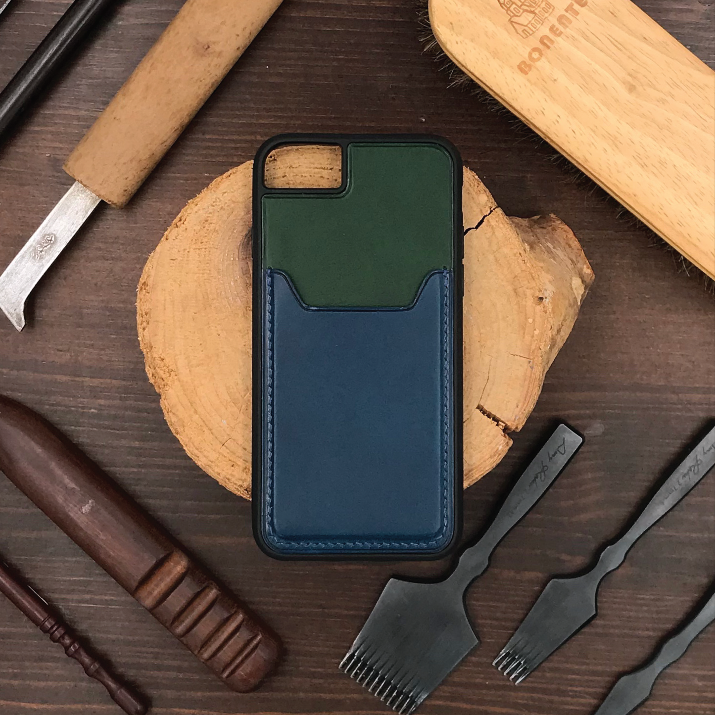 Buttero Leather | Card Slot iPhone Case | 植鞣牛皮系列 | 卡位手機殼