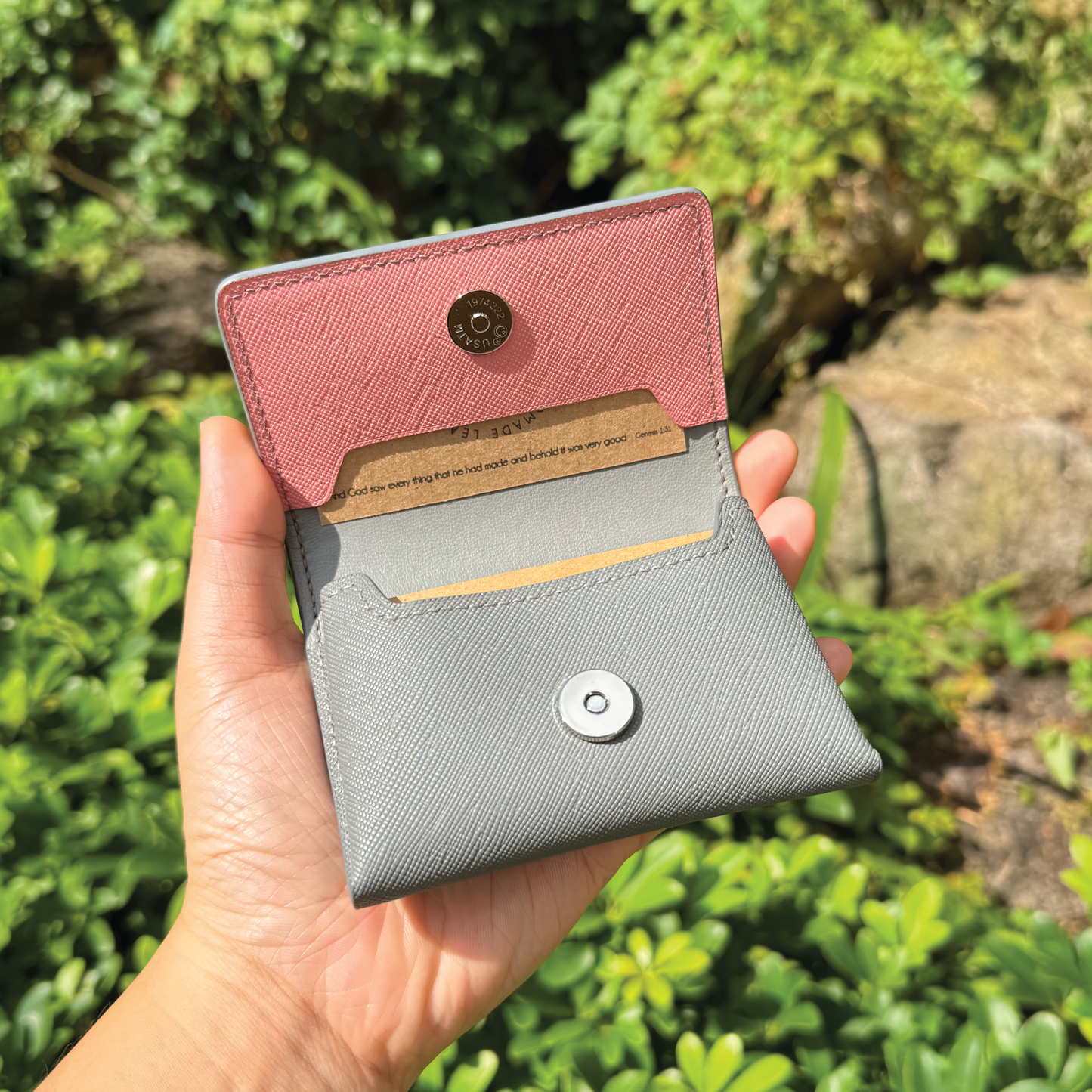 Saffiano Leather | Magnetic Snap Business Name Card Case | 十字紋牛皮系列 | 磁扣開關卡片盒