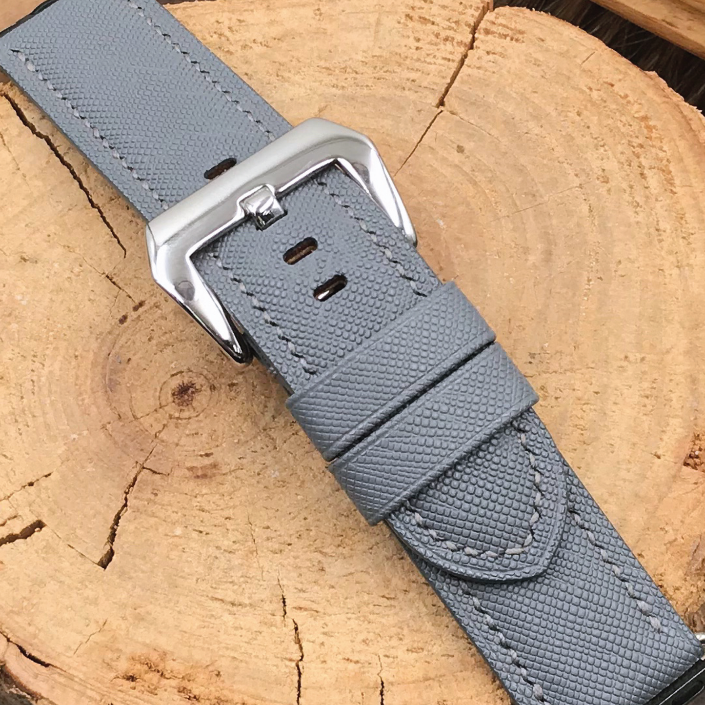 Saffiano Leather | Heavy-Duty Apple Watch Strap | 十字紋牛皮系列 | 厚身款iWatch錶帶