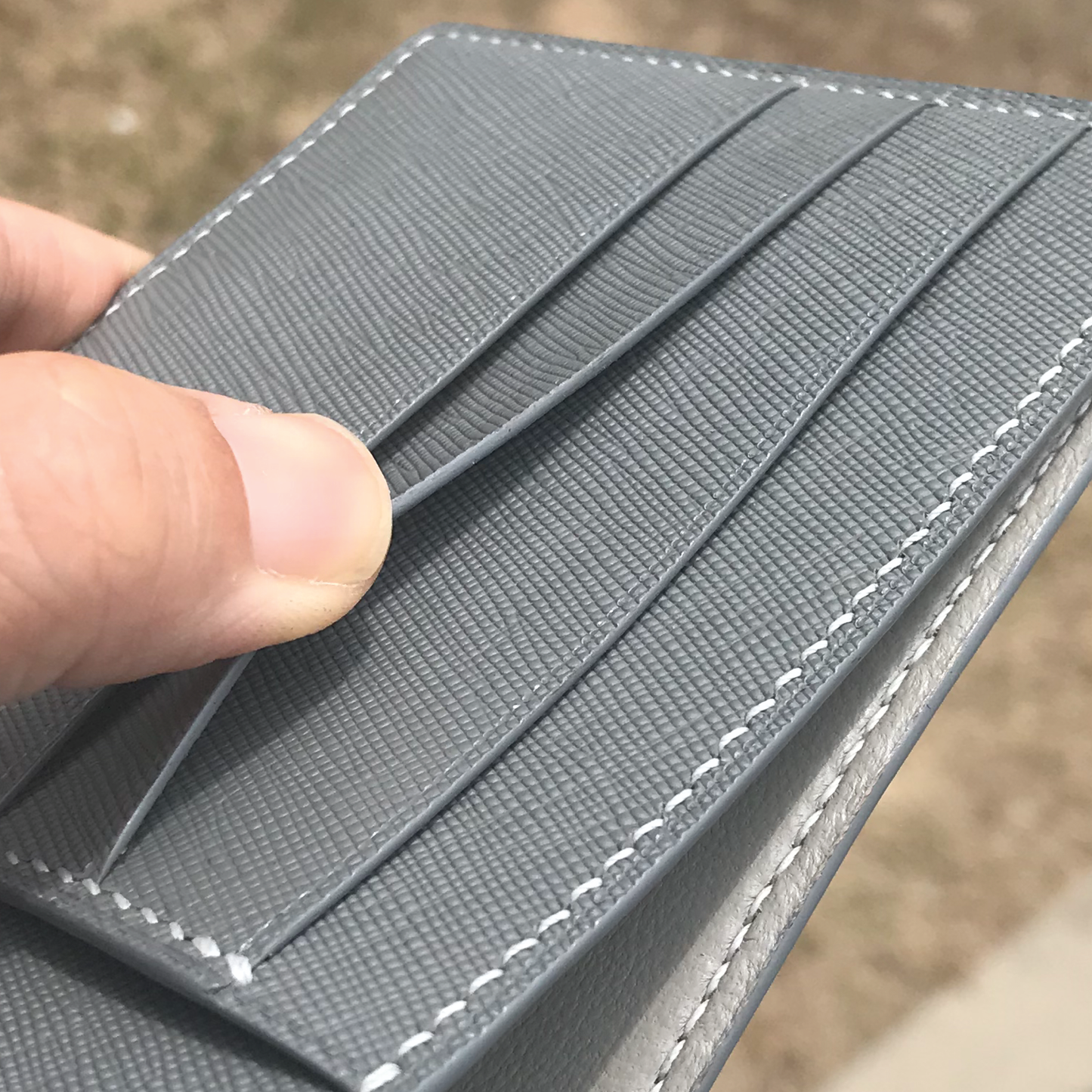 Saffiano Leather | Bifold Short Wallet | Card Slot, Photo Slot | 十字紋牛皮系列 | 兩摺短銀包 | 卡位，相位款式