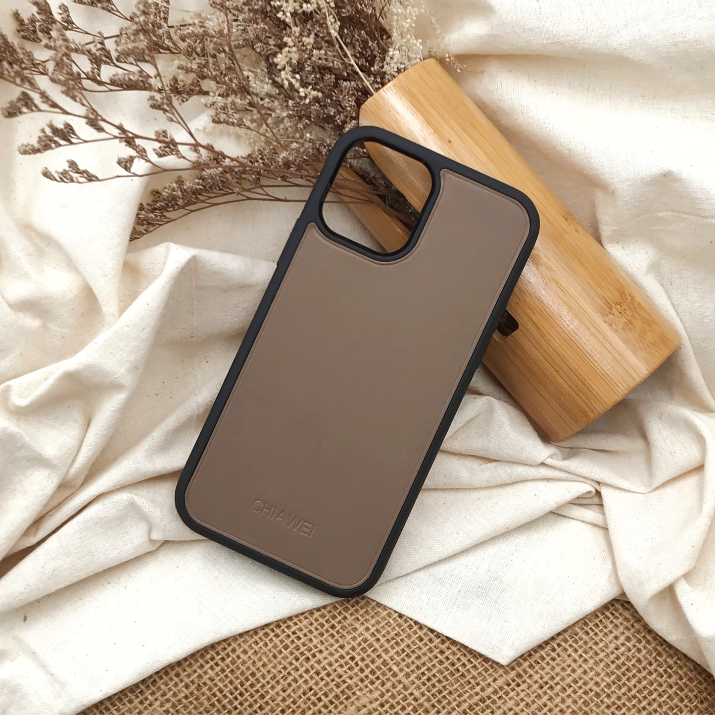 Buttero Leather | MagSafe Compatible iPhone Case | 植鞣牛皮系列 | 磁吸手機殼