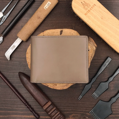 Buttero Leather | Bifold Short Wallet | Card Slot, Photo Slot | 植鞣牛皮系列 | 兩摺短銀包 | 卡位，相位款式