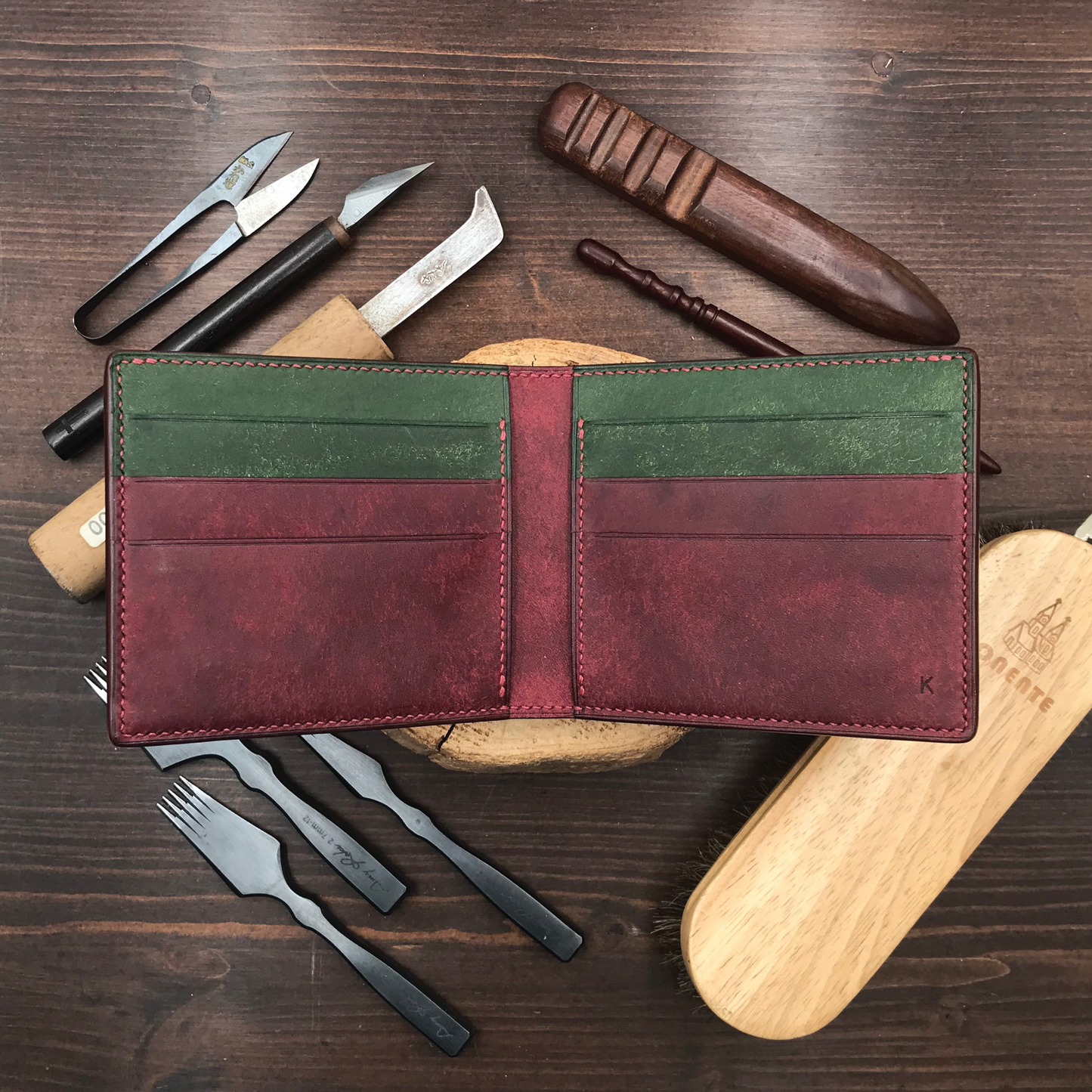 Pueblo Leather | Bifold Short Wallet | Card Slot, Photo Slot | 磨砂牛皮系列 | 兩摺短銀包 | 卡位，相位款式