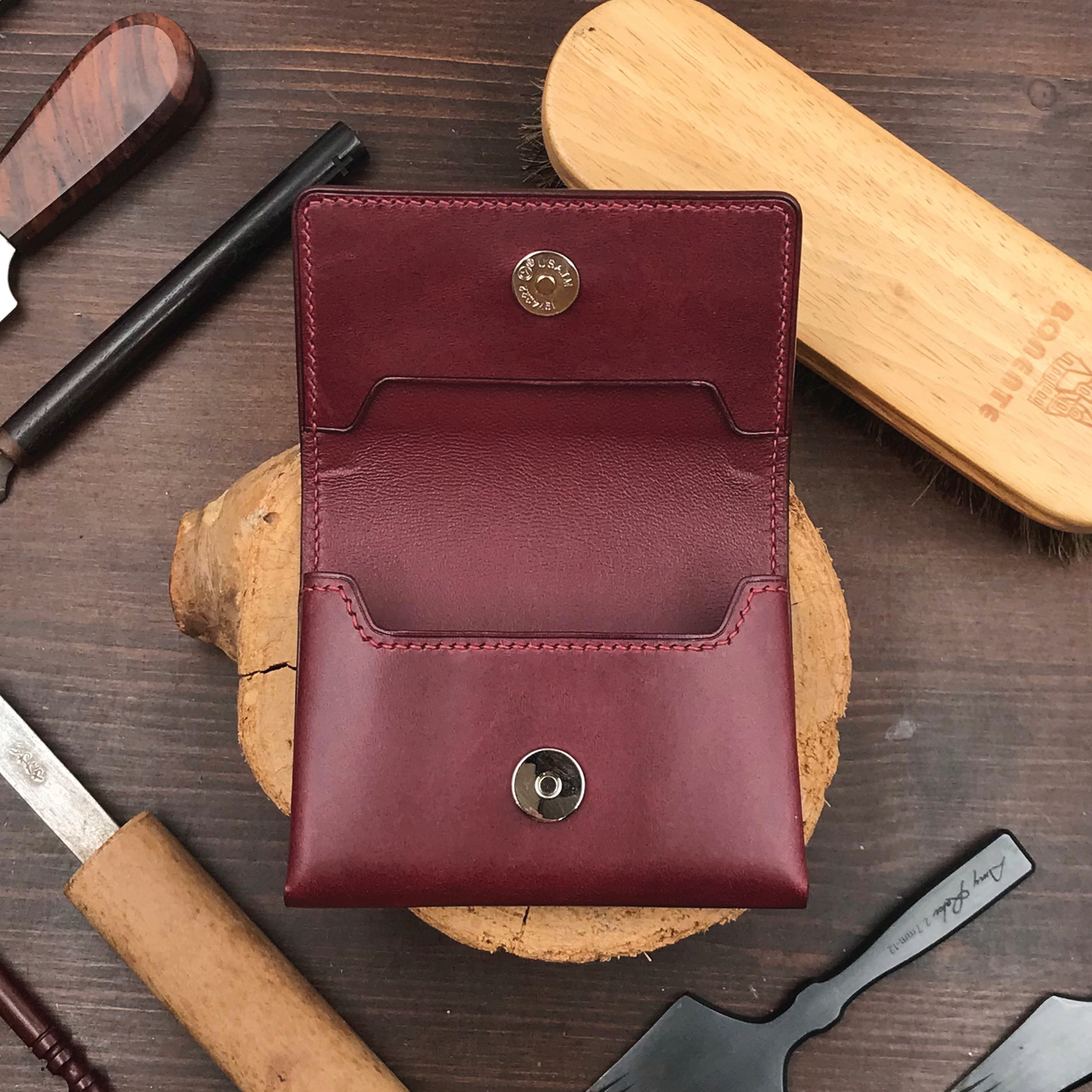 Buttero Leather | Magnetic Snap Business Name Card Case | 植鞣牛皮系列 | 磁扣開關卡片盒