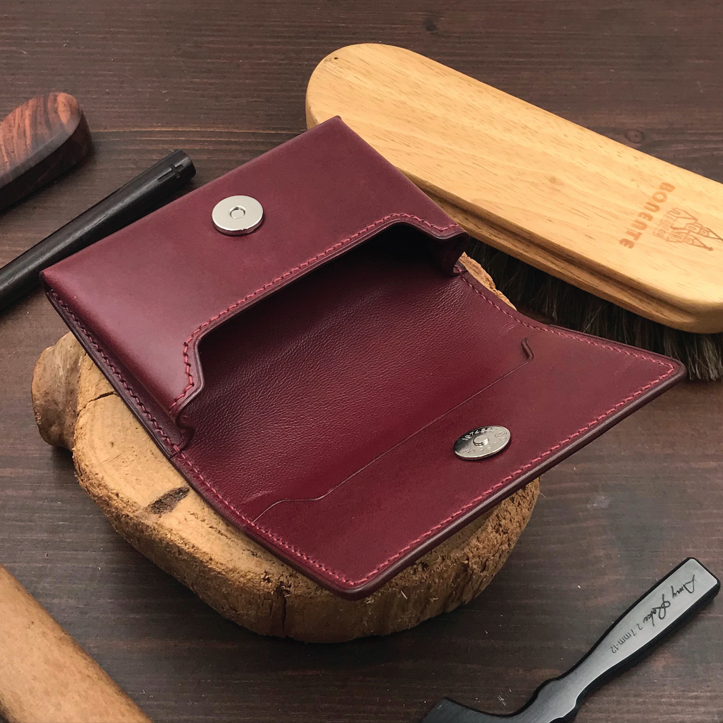 Buttero Leather | Magnetic Snap Business Name Card Case | 植鞣牛皮系列 | 磁扣開關卡片盒