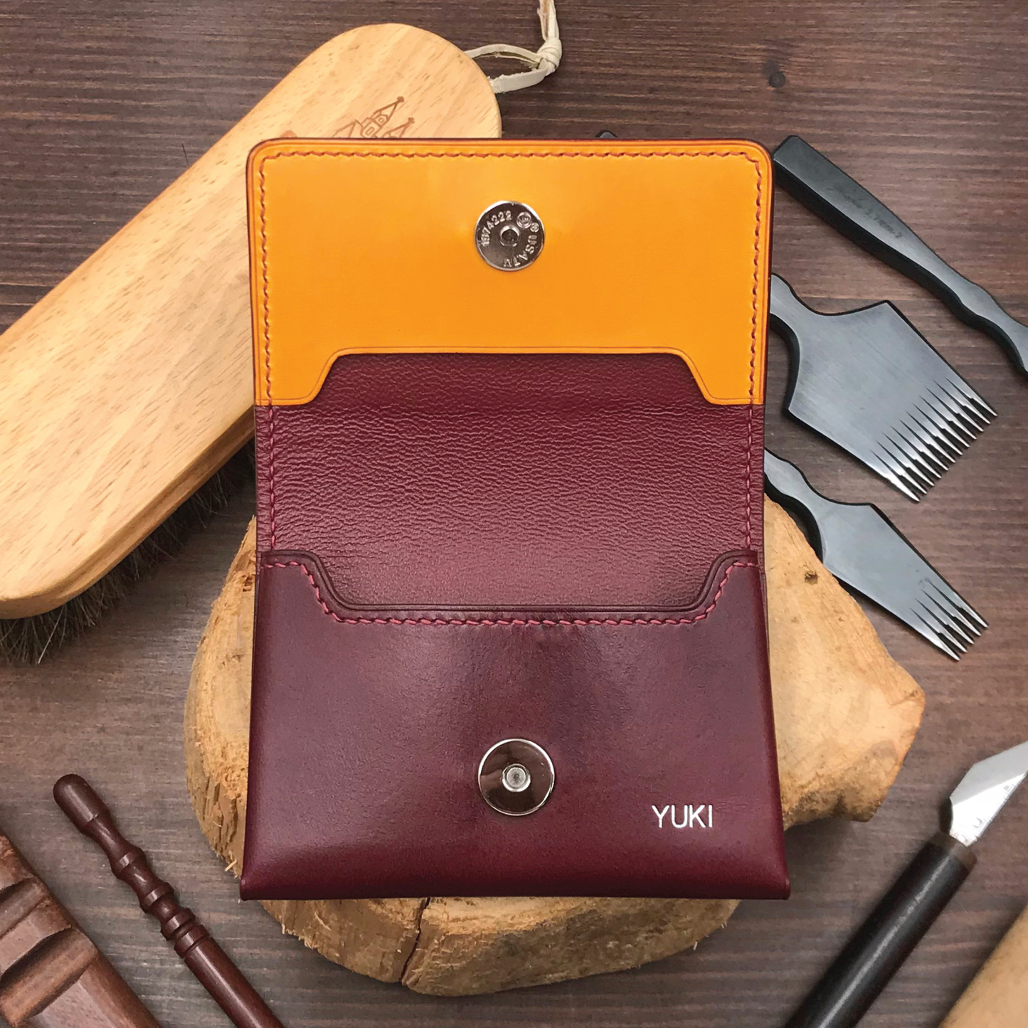 Buttero Leather | Magnetic Snap Business Name Card Case | 植鞣牛皮系列 | 磁扣開關卡片盒