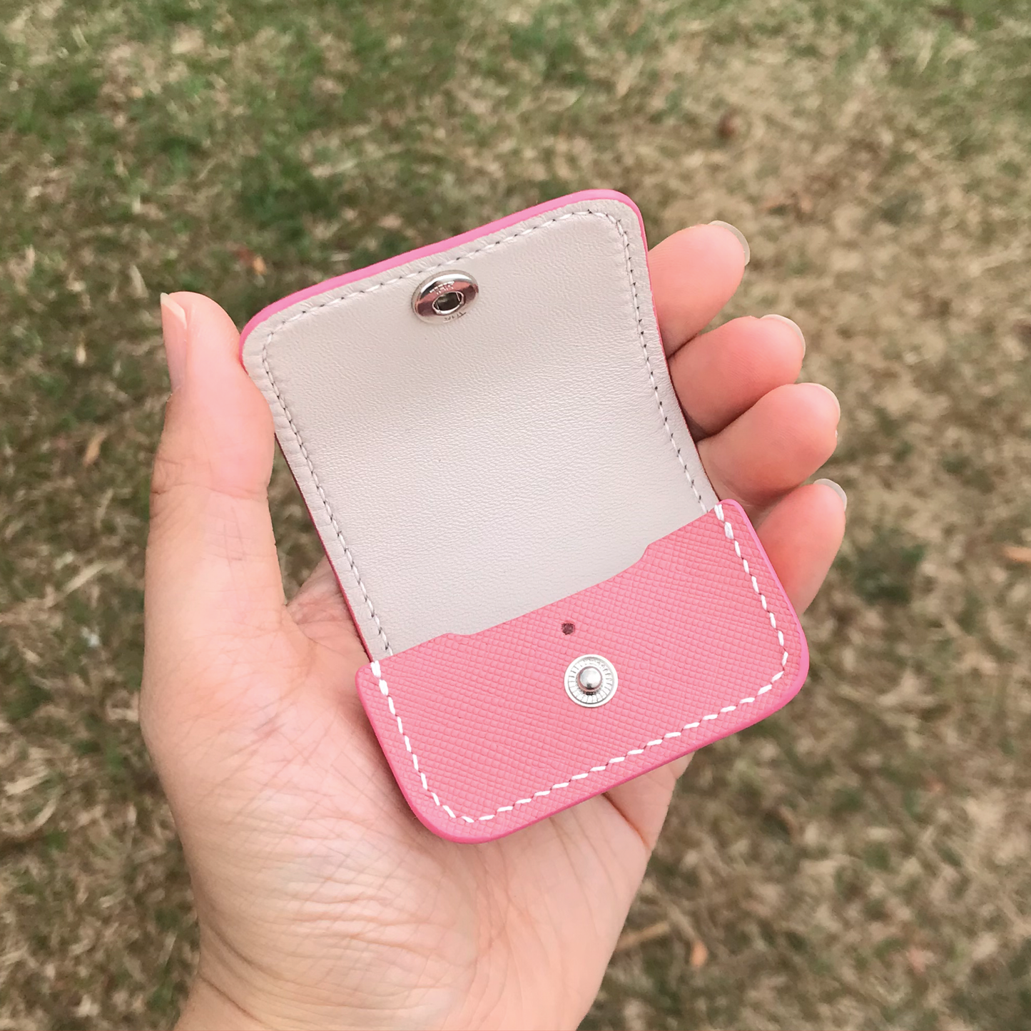 Saffiano Leather | Airpod Case | 十字紋牛皮系列 | 蘋果耳機保護套