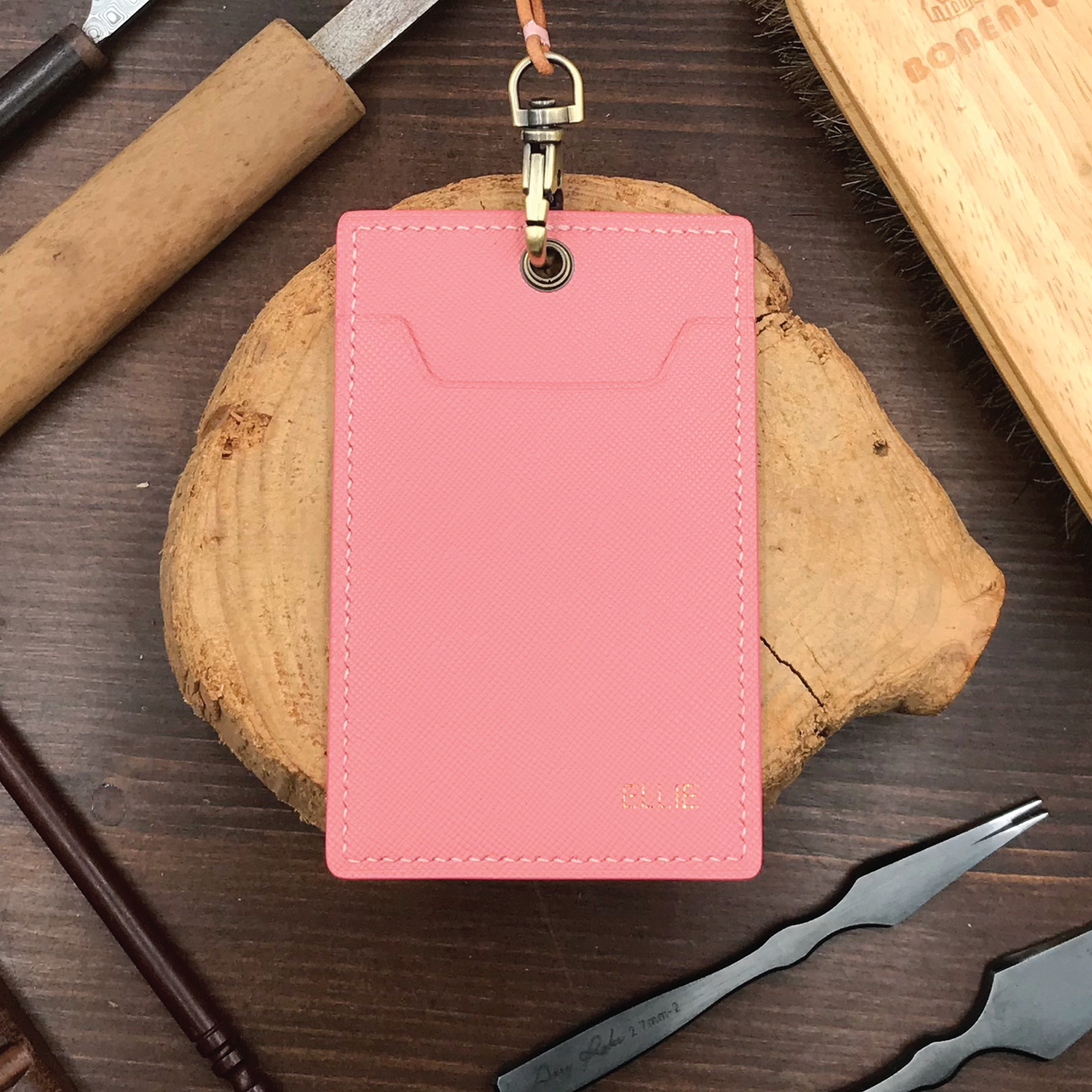 Saffiano Leather | ID Cardholder with Lanyard | Vertical, Horizontal Style | 十字紋牛皮系列 | 掛頸職員卡套 | 直款橫款