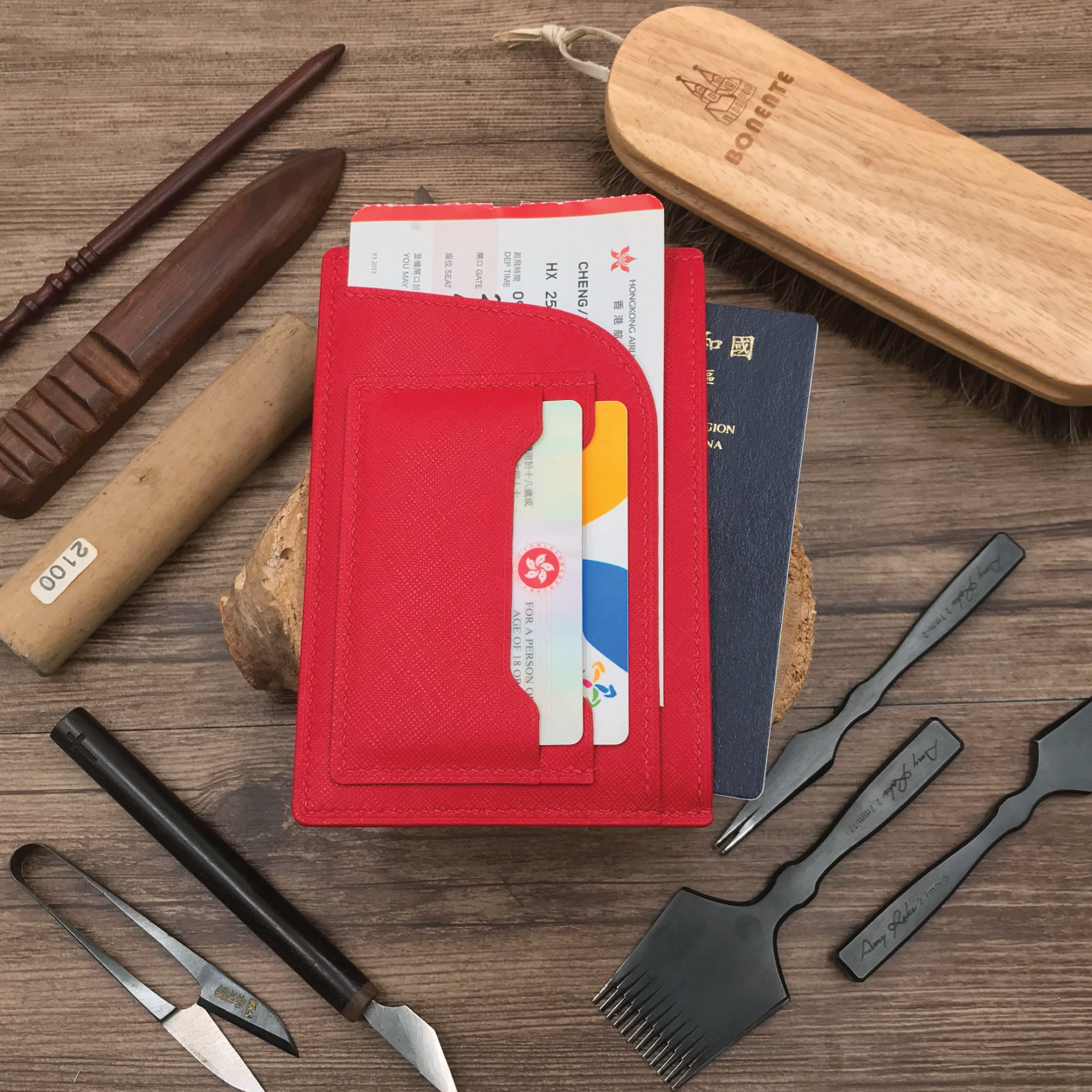 Saffiano Leather | Simple Passport Holder | 十字紋牛皮系列 | 簡約護照套