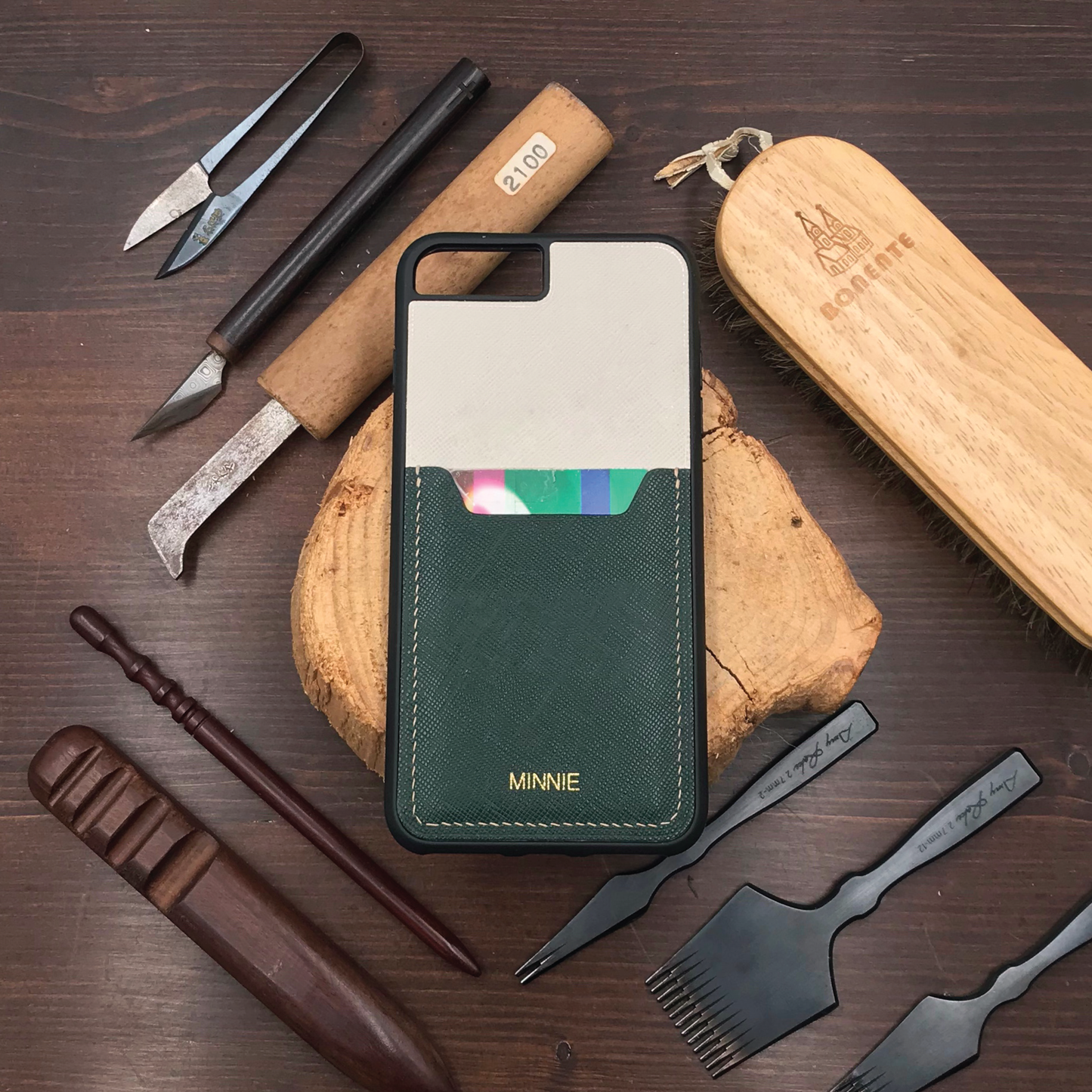 Saffiano Leather | Card Slot iPhone Case | 十字紋牛皮系列 | 卡位手機殼