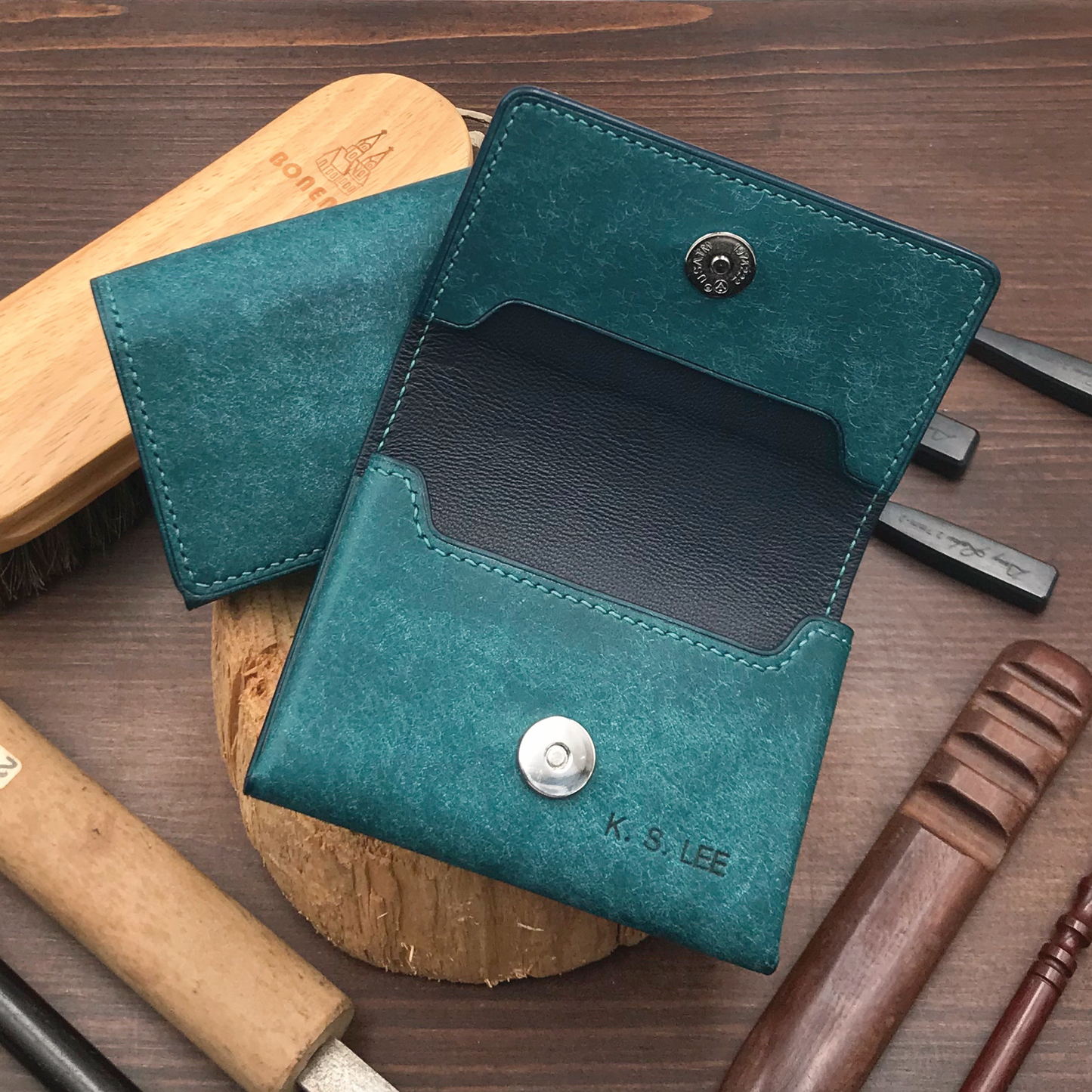 Pueblo Leather | Magnetic Snap Business Name Card Case | 磨砂牛皮系列 | 磁扣開關卡片盒
